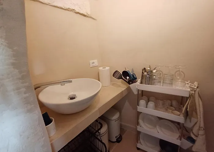 Pool & View 奥斯图尼